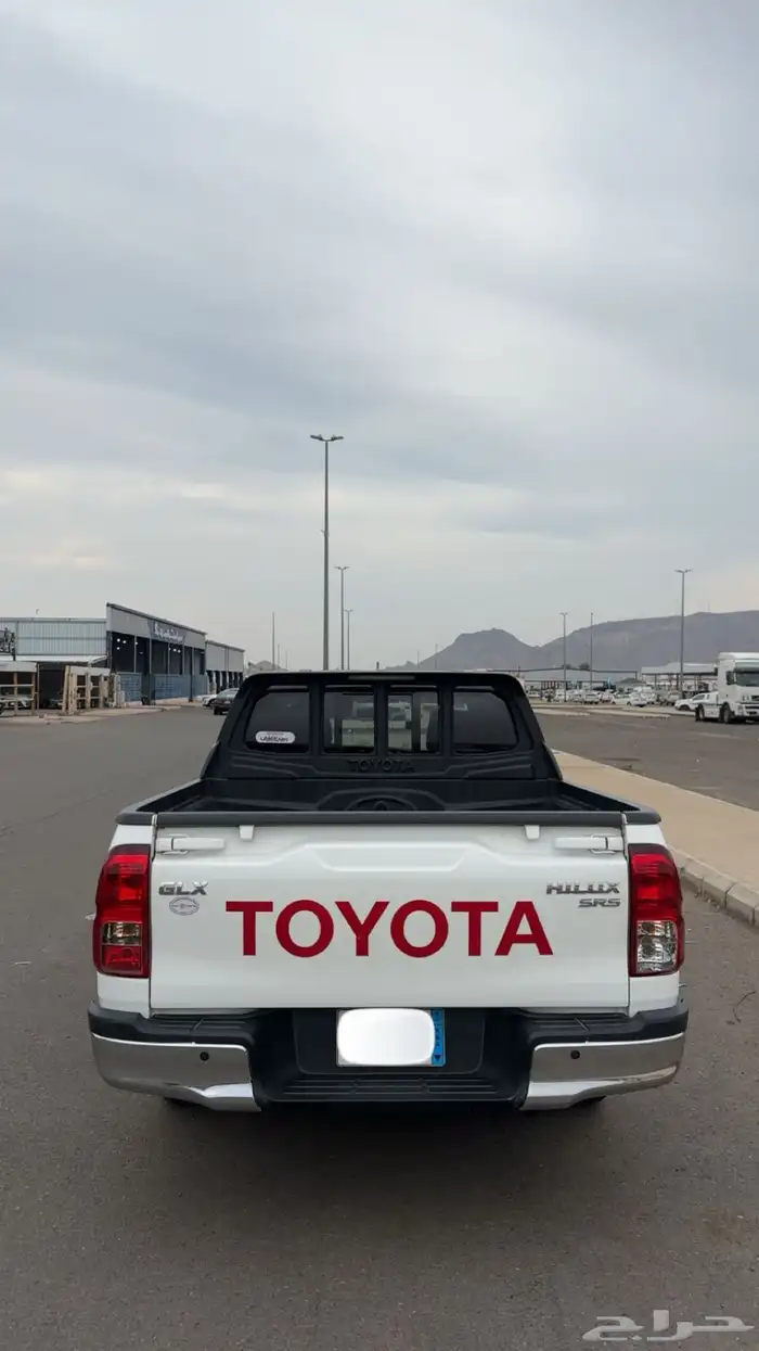 تويوتا هايلوكس 2016 فل كامل بنزين منوة المستخدم 5