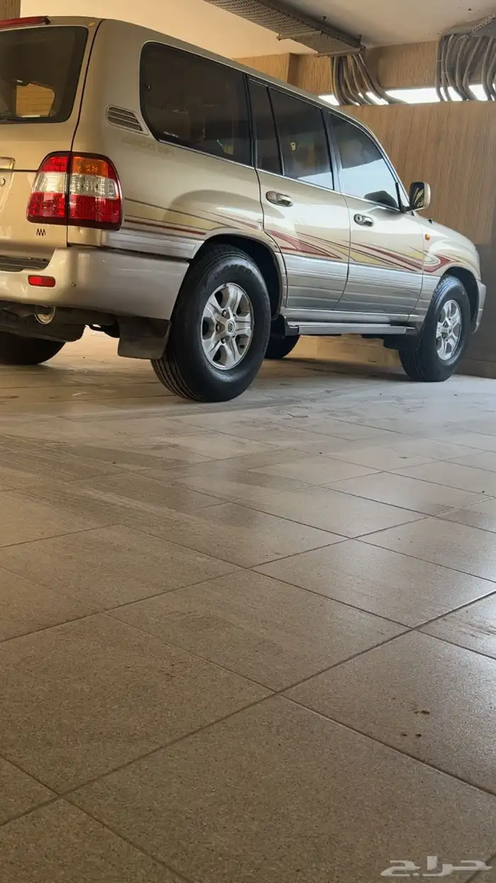 لاندكروزر 2005 1