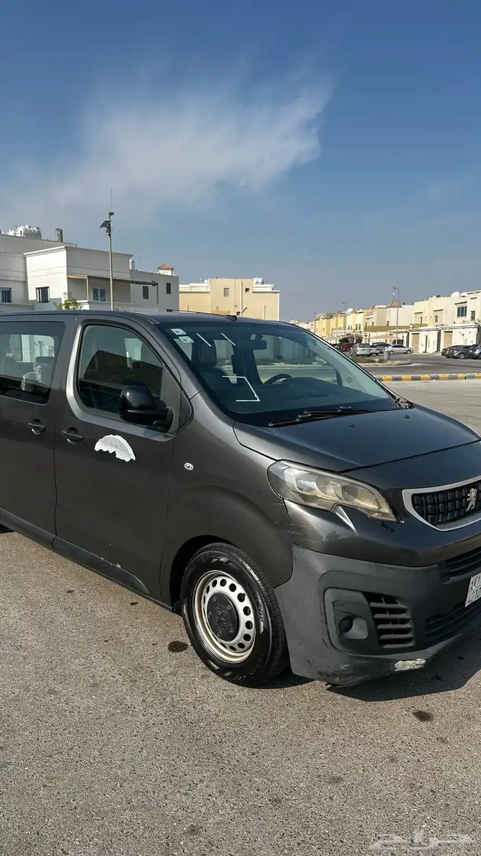 باص بيجو اكسبيريت 3