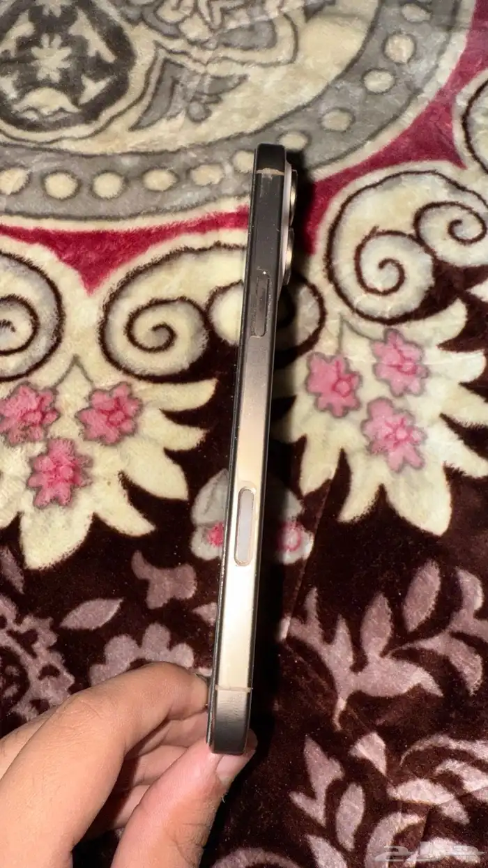 كل الخدوش حمايه الجوال مافيه اي شي بطاريه 97 برو ماكس 2