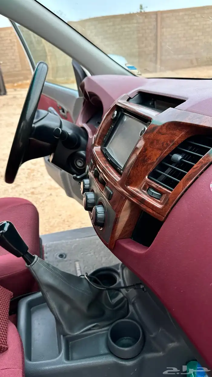 هايلوكس 2015 فل كامل ممشى قليل 14