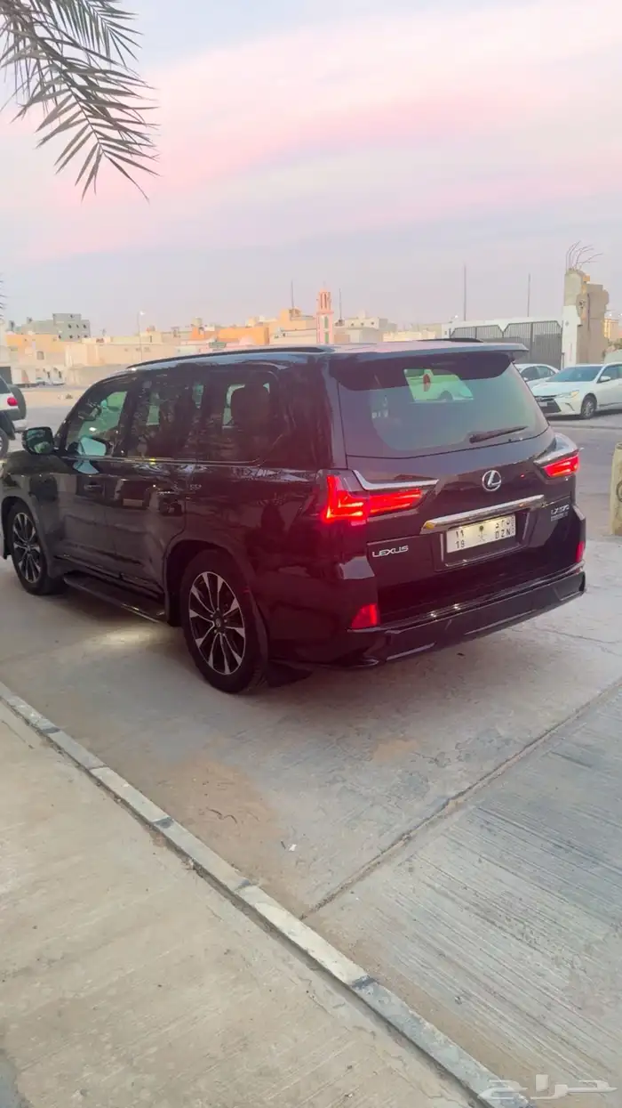 جيب لكزس 2018 فئة 570 فل كامل 18