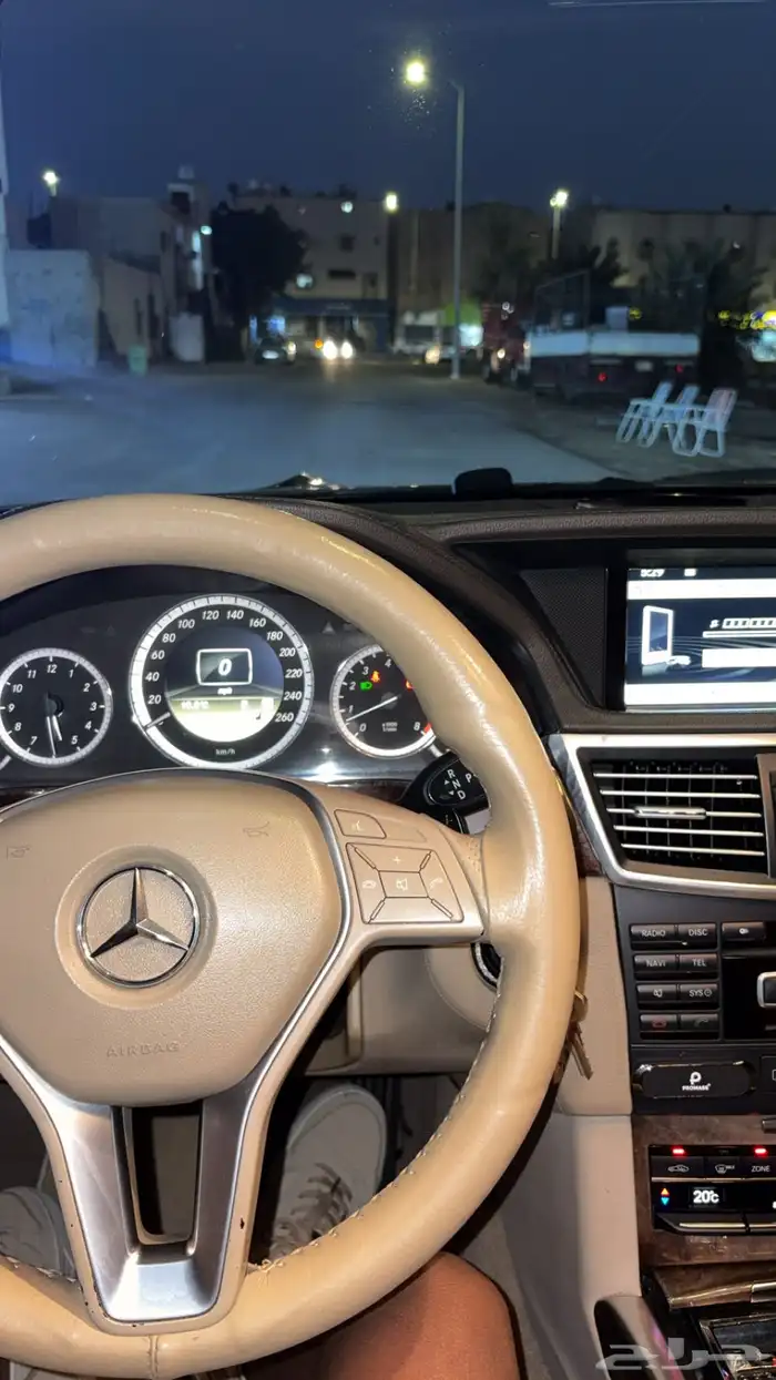 مرسيدسE300موديل202 5