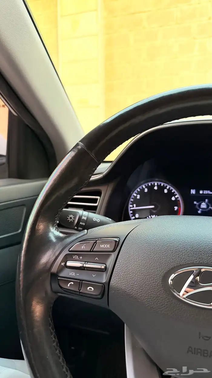 النترا 2020 ( بنزين ) فل كامل بحالة الوكالة 8