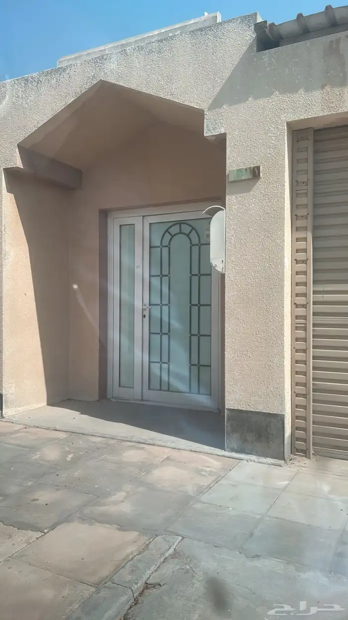 مطلوب فيلا للإيجار في جلموده 0