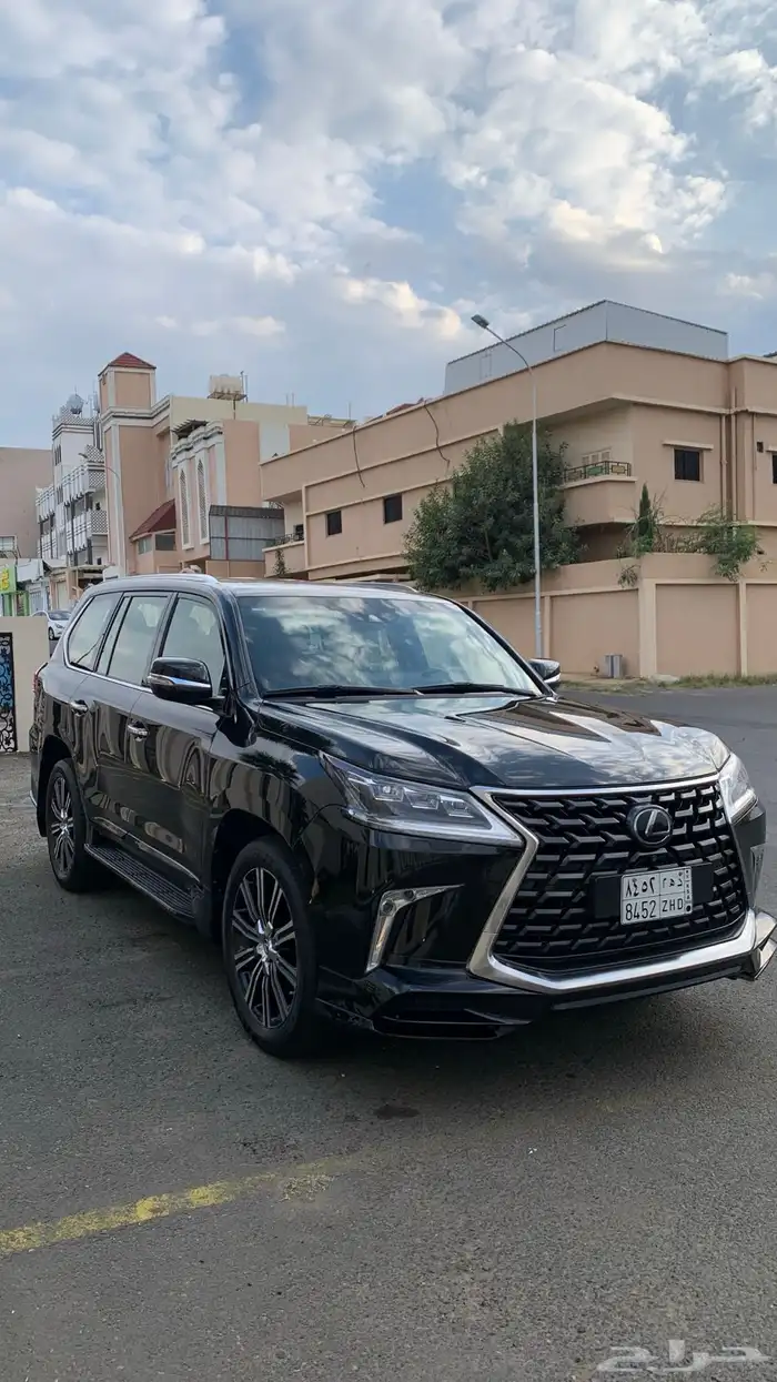 جيب لكزس 2021 1