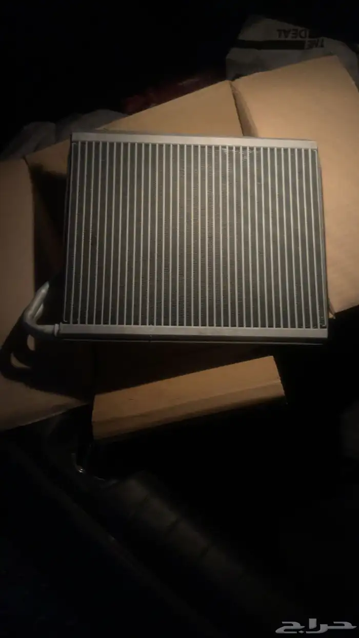 ثلاجة مكيف سيارة توسان هونداي جديده بكرتونها 0