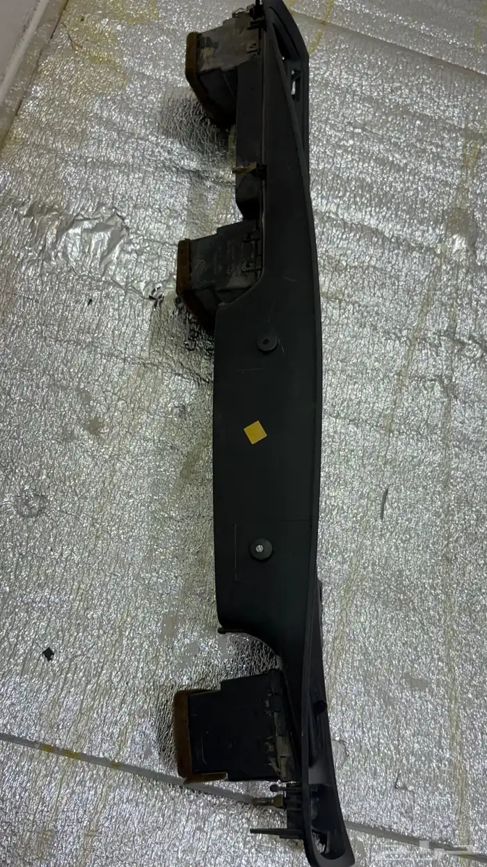 اسطب فورد فكتوريا يمين وديكور المكيف والمسجل 13