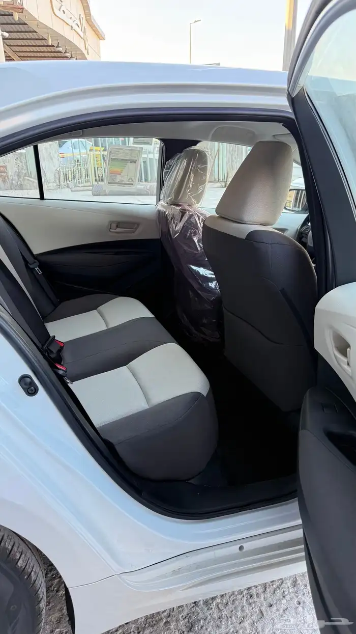 للبيع كورولا 2025 - مكينه 2.0 - عداد 199 كيلو فقط 22