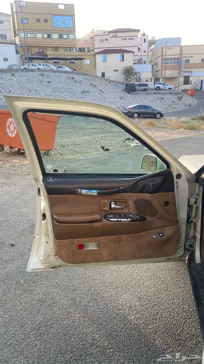 لنكولن_تاون_كار_1997 22