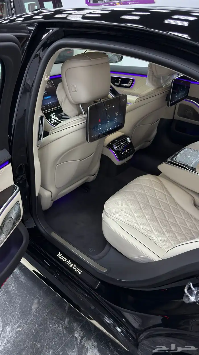 جوهرة للإيجار بسائق وبدون 4