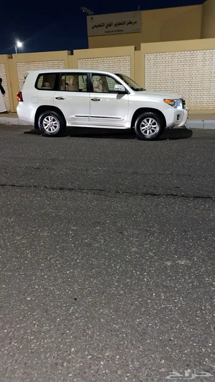 لاند كروزر 2015 9