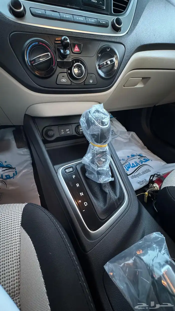 للبيع هيوانداي اكسنت ممشى قليل نظيييفة 23