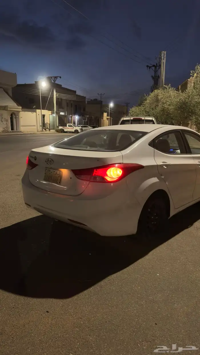 للبيع النتراء 2013 مكينه ( 2000 ) 2