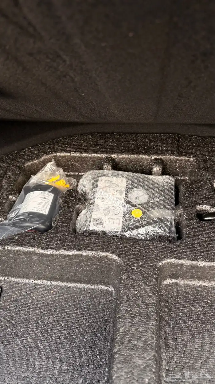 جنسس G80 ( بنزين 6V ) مواصفات خاصه بحالة الوكالة 32