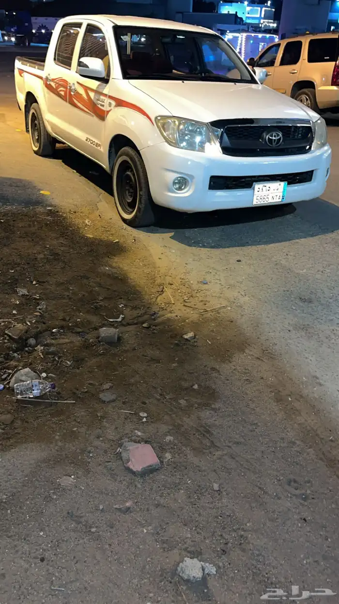 هايلوكس 2010 GLX 2