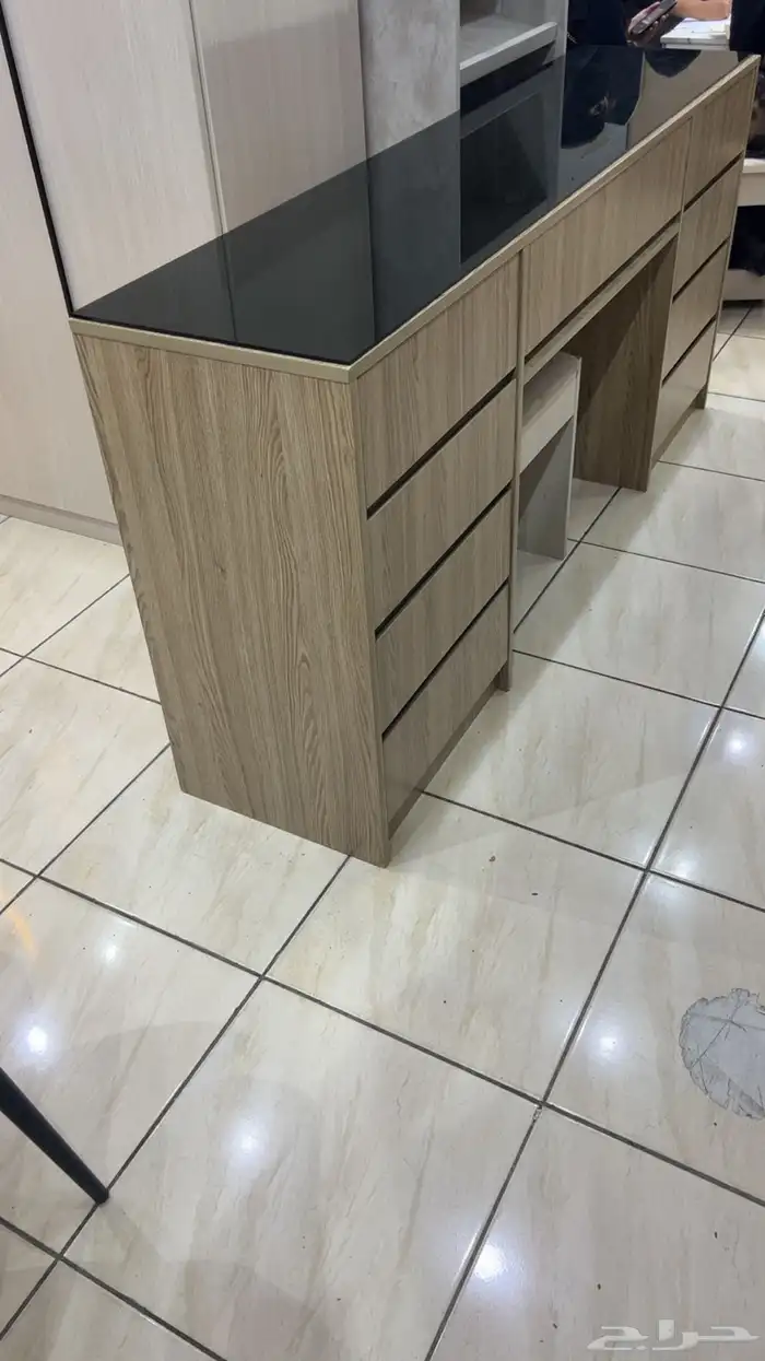 تسريحة للبيع 4