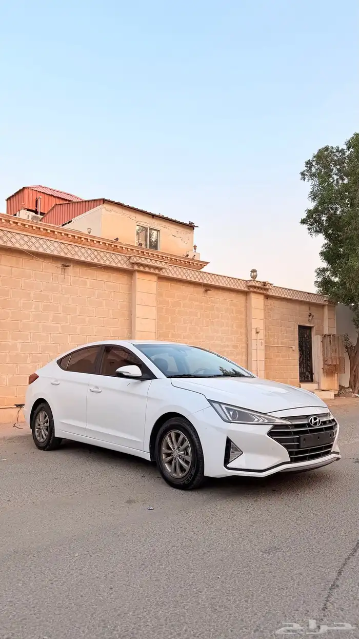 النترا 2020 ( بنزين ) فل كامل بحالة الوكالة 3