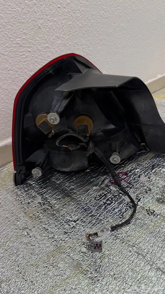 اسطب فورد فكتوريا يمين وديكور المكيف والمسجل 4