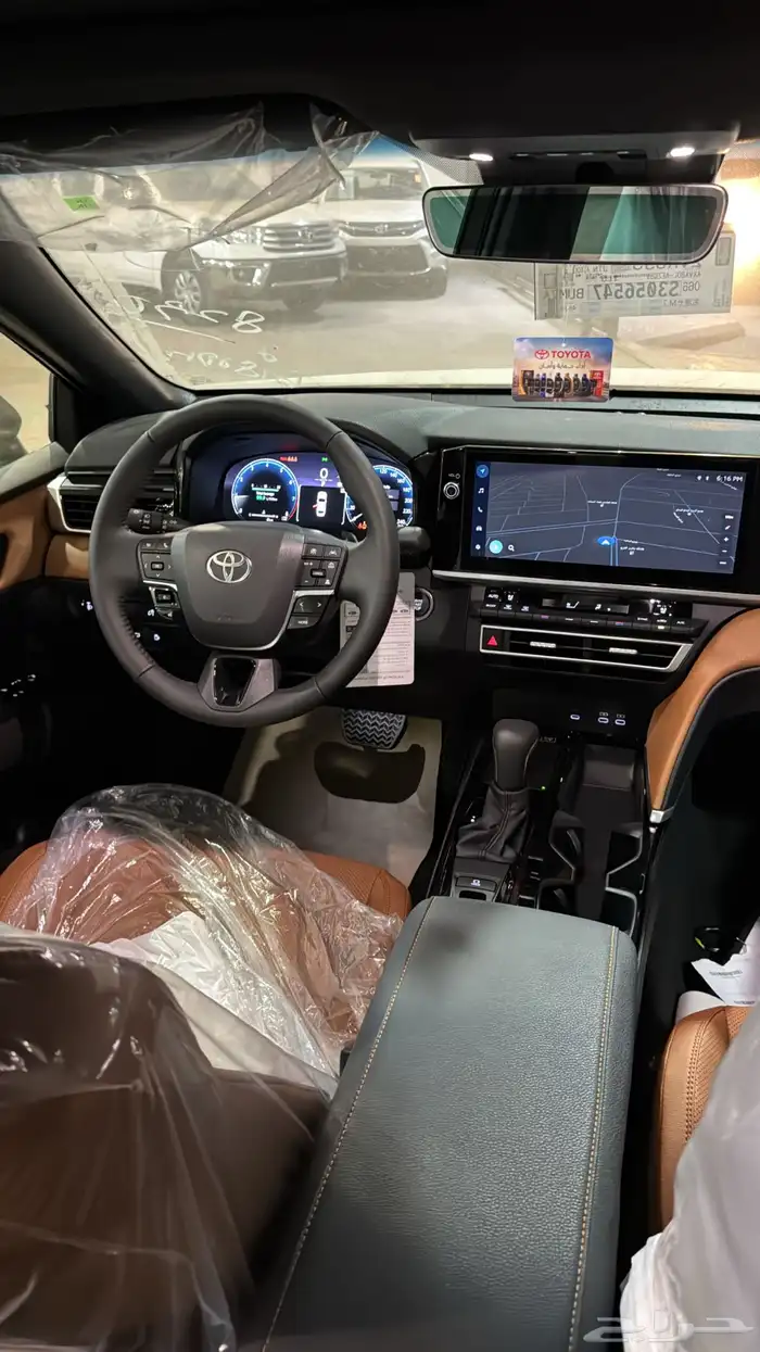 تويوتا كامري فئة قراندي بنزين 2025 5