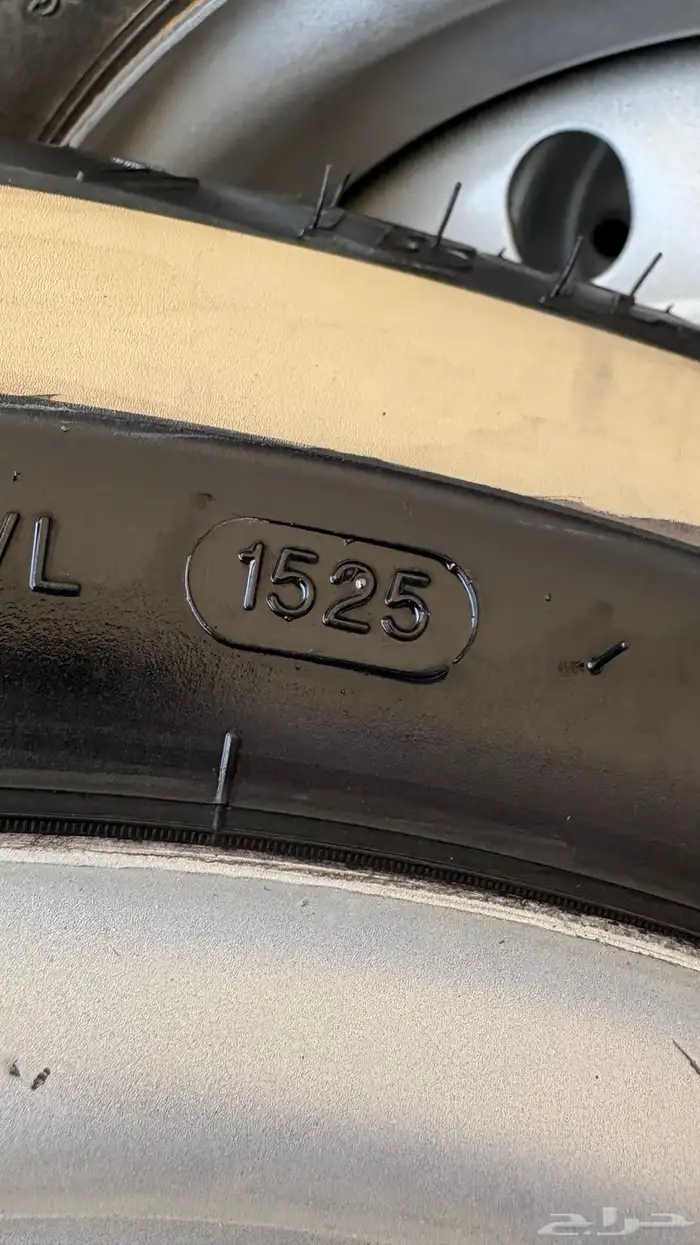 جنوط مرسدس وكفرات خط لهايلوكس 2005 وتحت 2