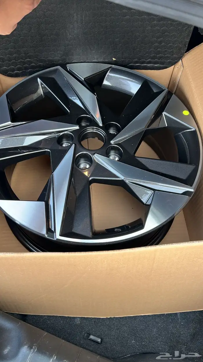 جنط النترا وكالة بالكرتون 1