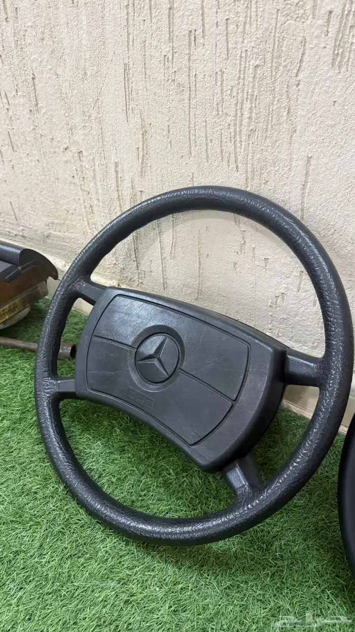 طارة بنز مرسيدس بعروقه ونظيف جدا 3