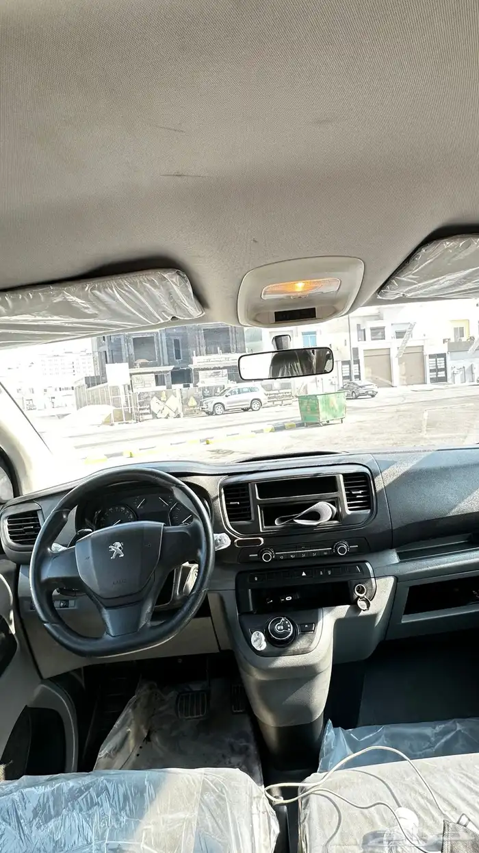 باص بيجو اكسبيريت 10