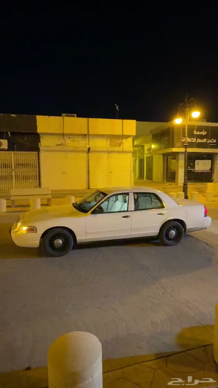 فورد بوليسي 2006 شبه مخزن 10