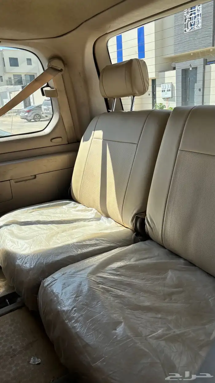 جيب لاندكروزر 2001 17