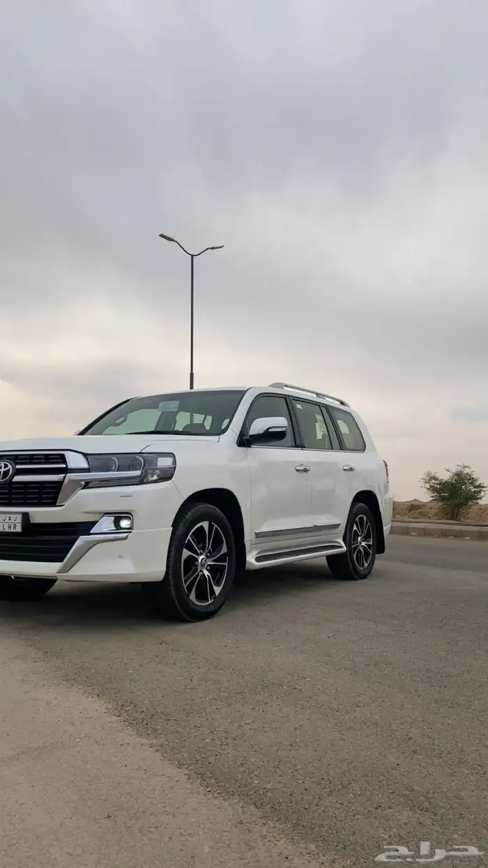 للبيع جكسار 2021 قراند تورينق وارد عبداللطيف بحالة الوكالة 15