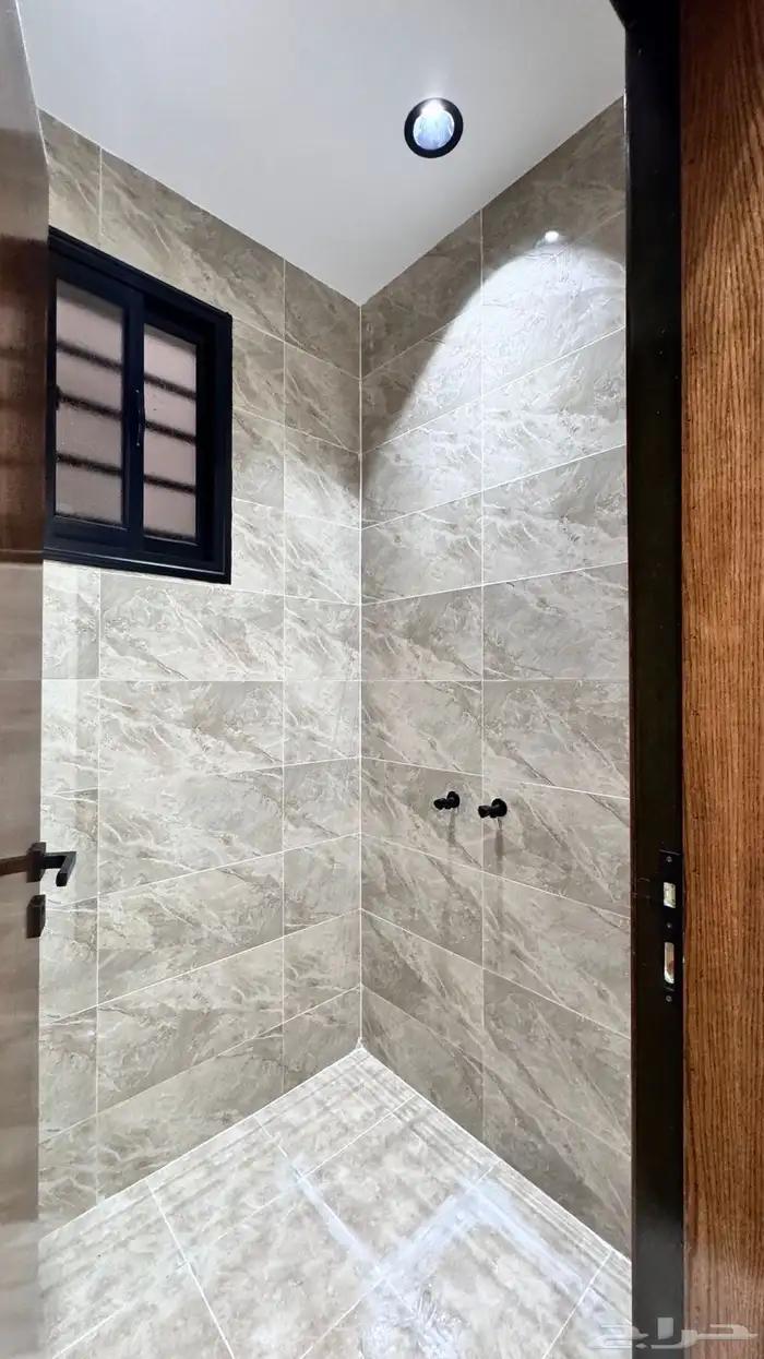 للبيع شقق علوي حي الموسى 9