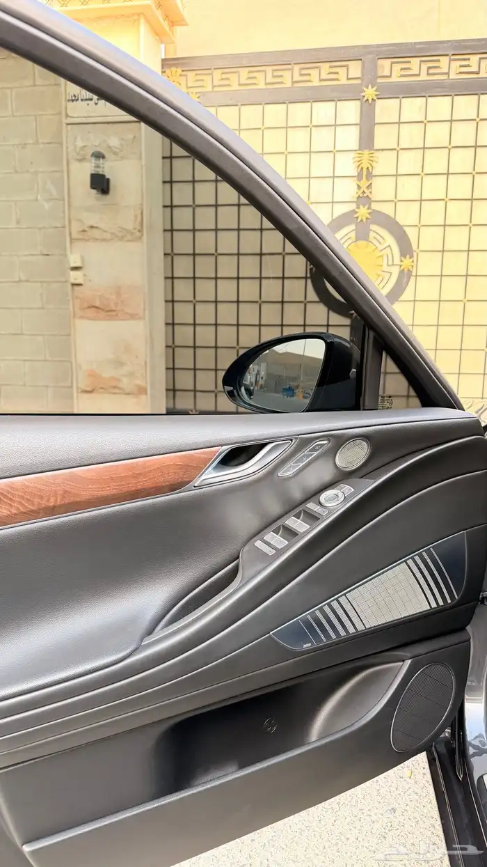 جنسس G80 ( بنزين 6V ) مواصفات خاصه بحالة الوكالة 10