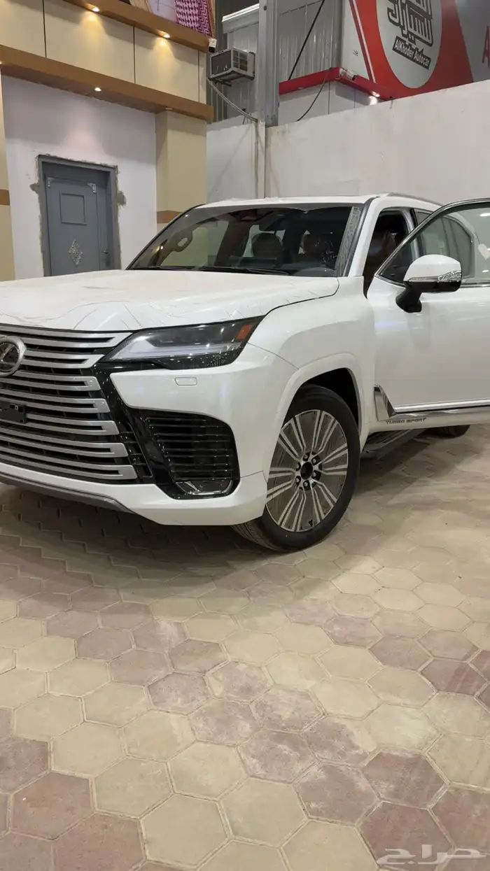 لكزس BB بريمي ابيض جملي 2025 3