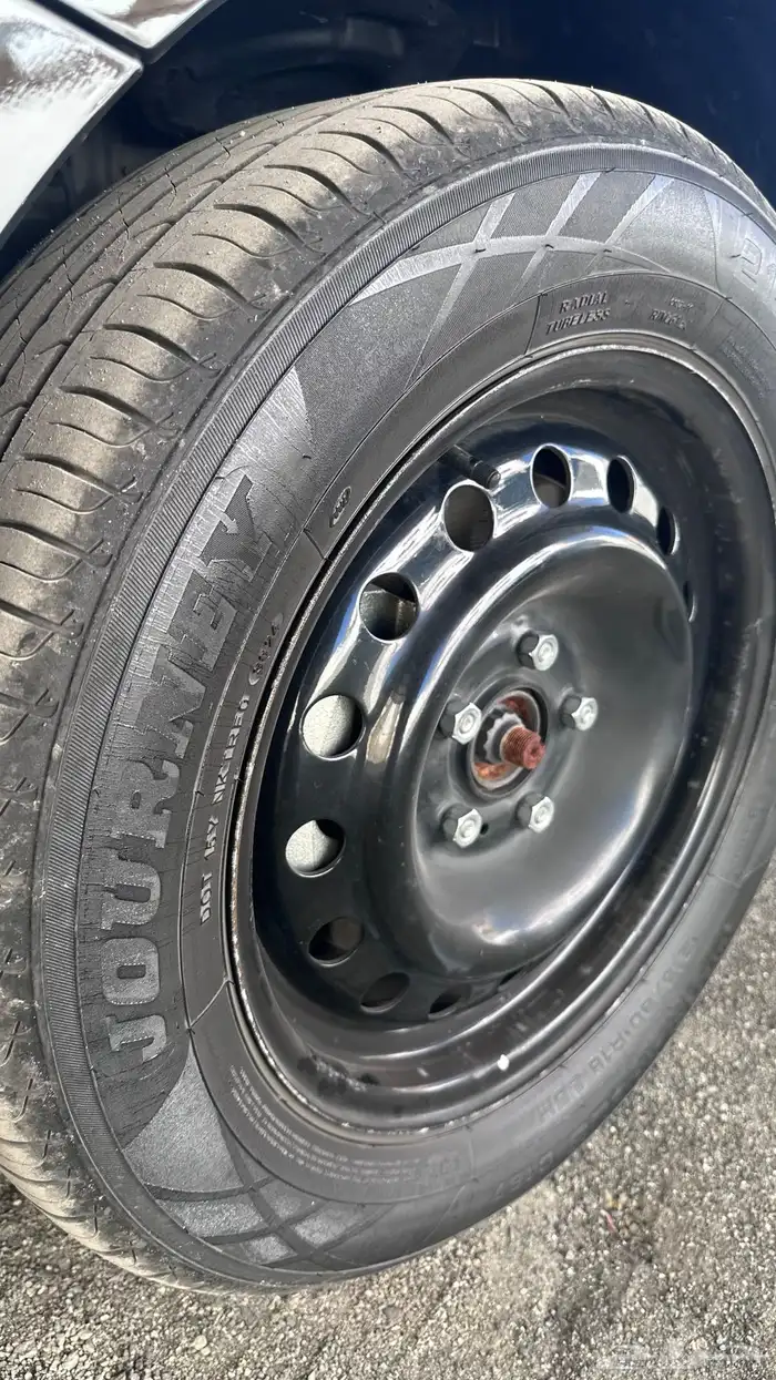 جنوط كامري بكفراتها بطيسها18-25 2