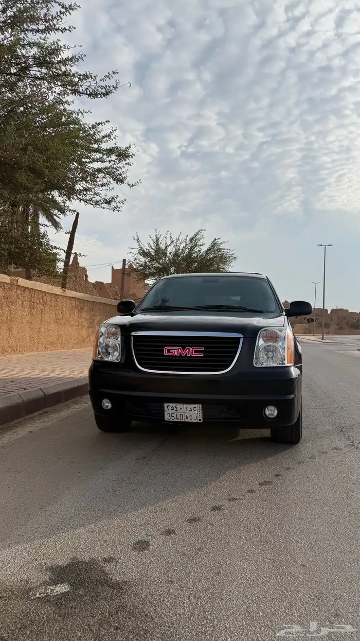 يوكن اسود مخزن 2013 4