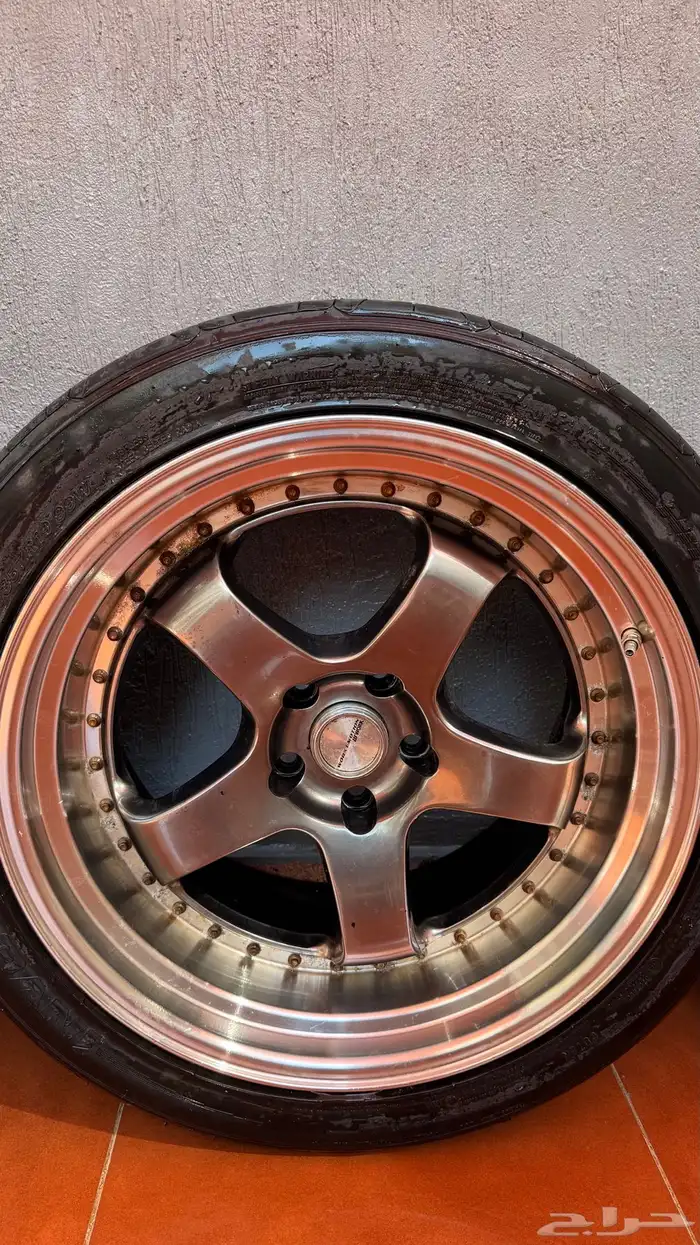 جنوط ورك work مقاس 19 اصليه مع الكفرات 0