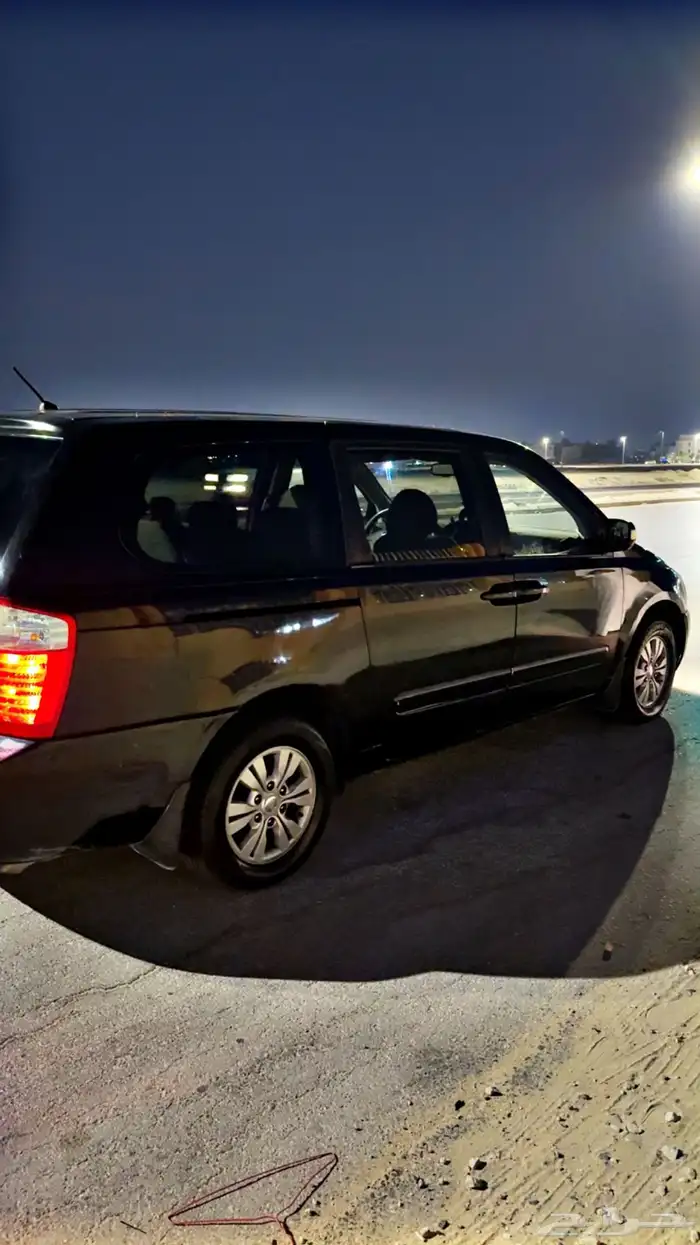 كيا كرنفال موديل 2014 0