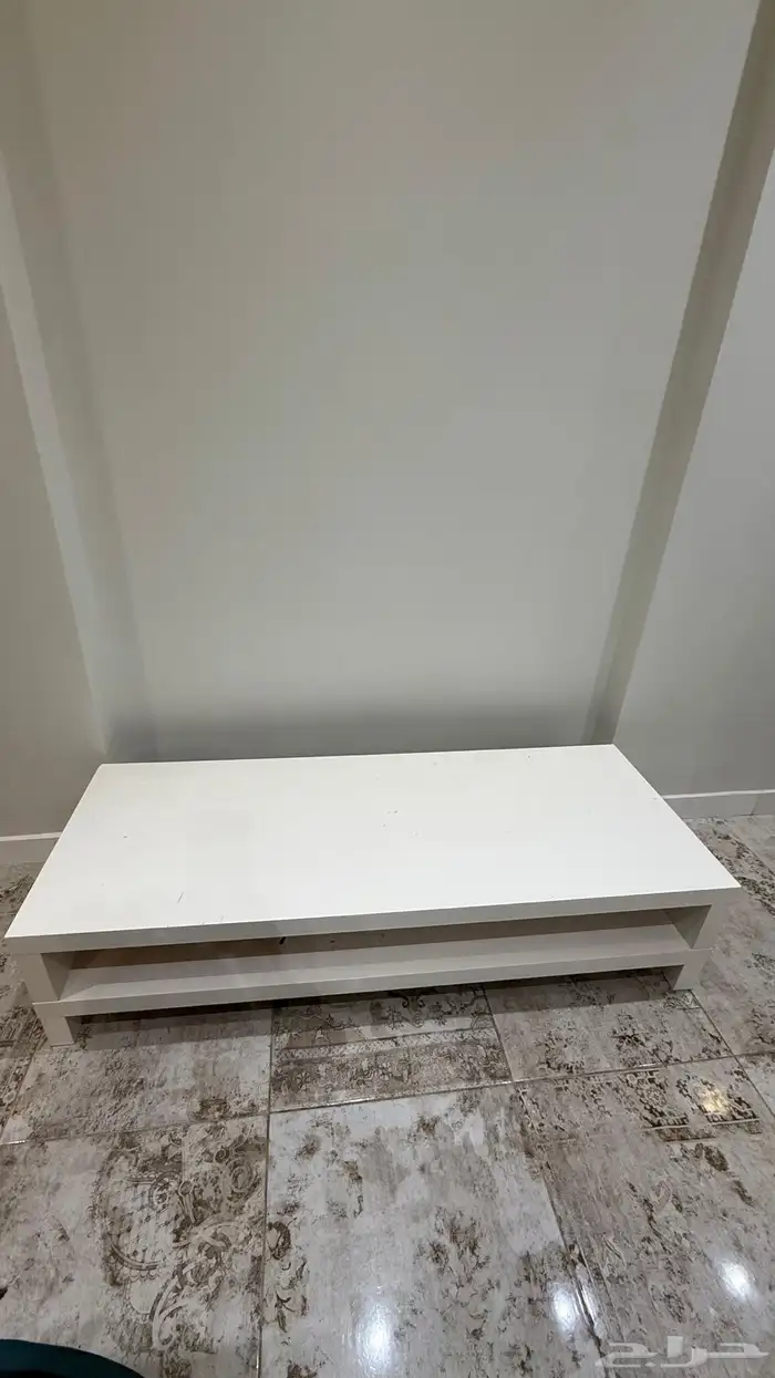 طاولة تلفزيون 1