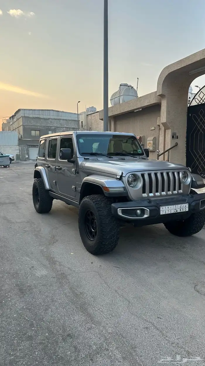 جييب رانجلر صحارى 2018 JL unlimited 0