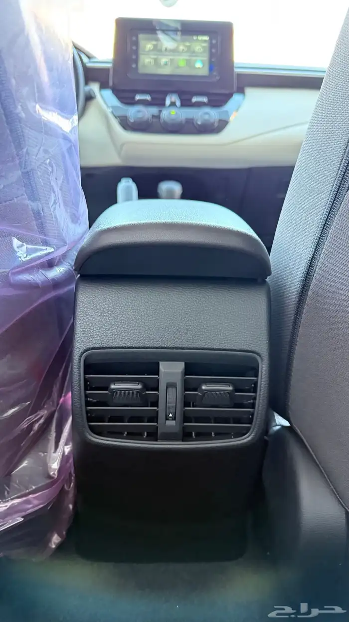 للبيع كورولا 2025 - مكينه 2.0 - عداد 199 كيلو فقط 19