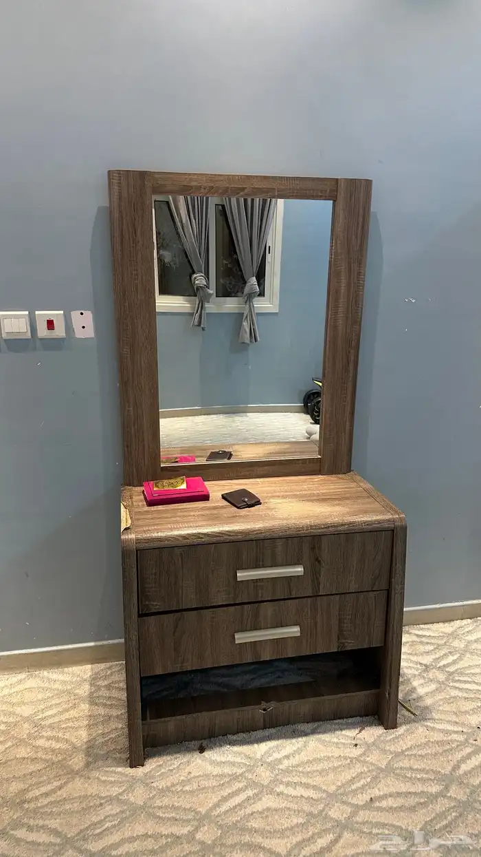 للبيع اثاث 4