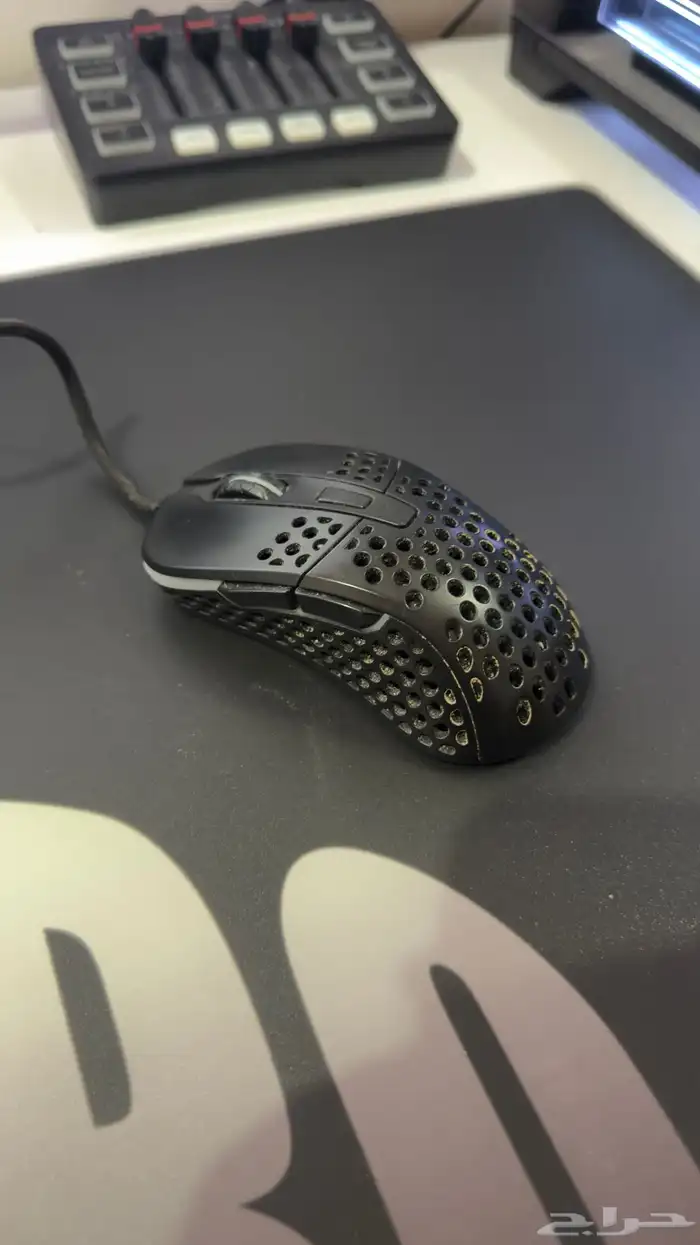 ماوس و يده شبيه بالاكس بوكس 0