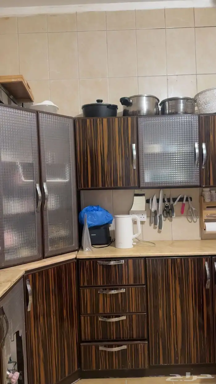 أثاث بيت في حي المطار استخدام بسيط 3