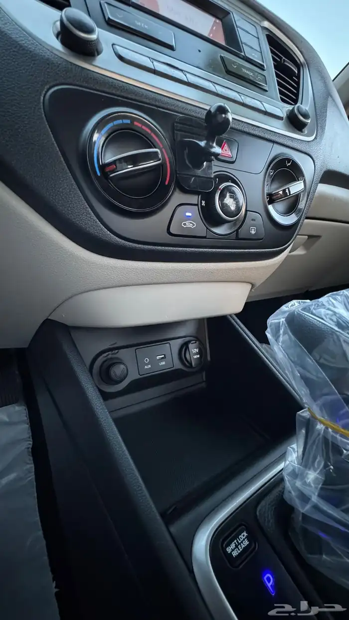 للبيع هيوانداي اكسنت ممشى قليل نظيييفة 19