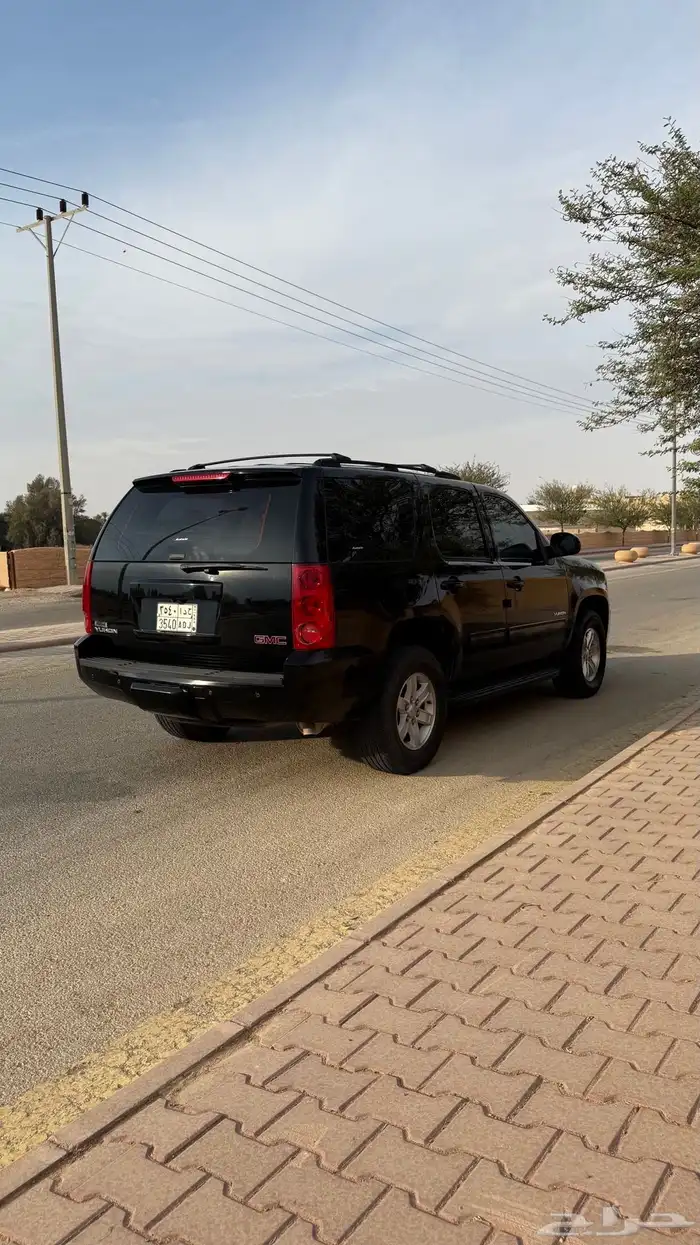 يوكن اسود مخزن 2013 8