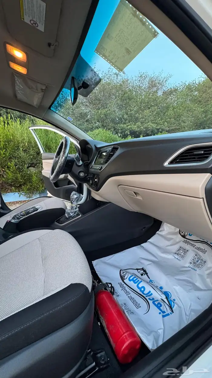 للبيع هيوانداي اكسنت ممشى قليل نظيييفة 20