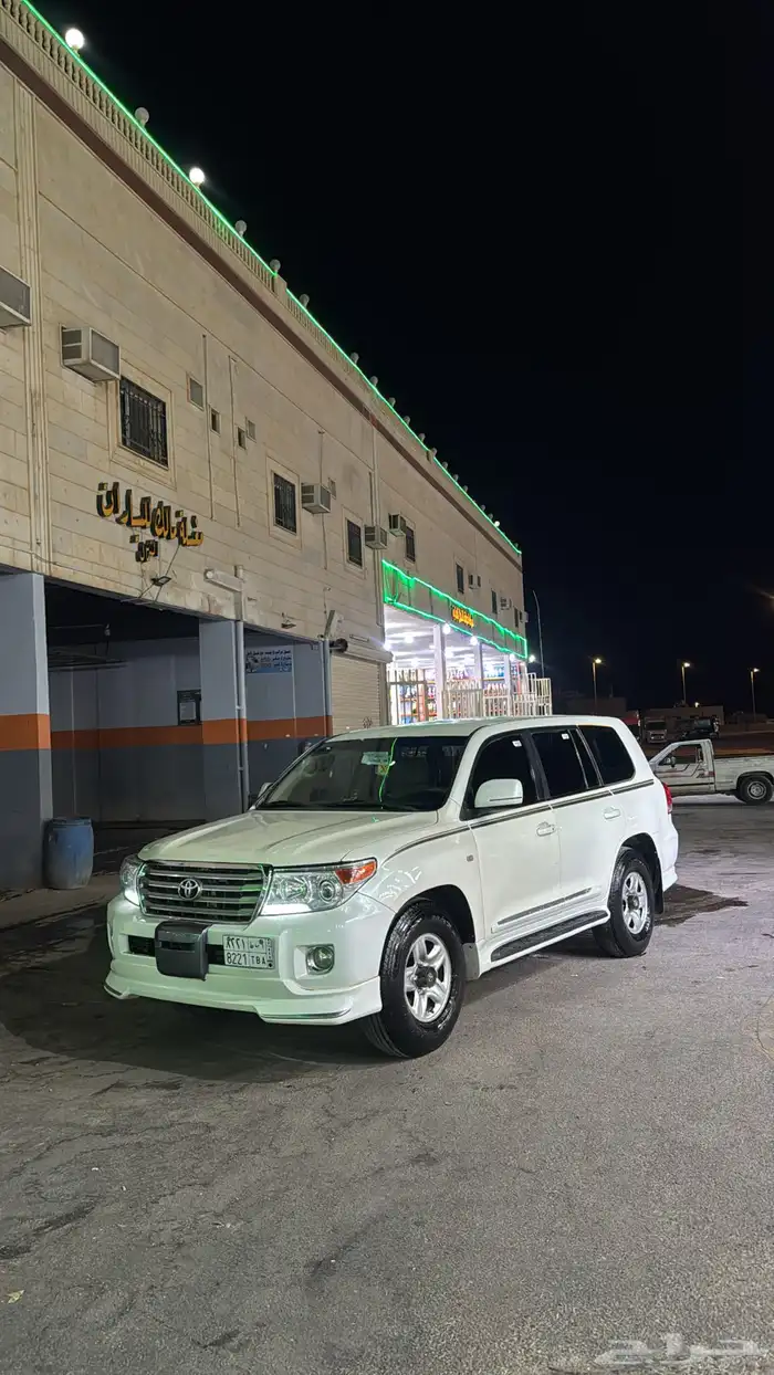 السلام عليكم والرحمه الله وبركاته لاند كروز 2008 4