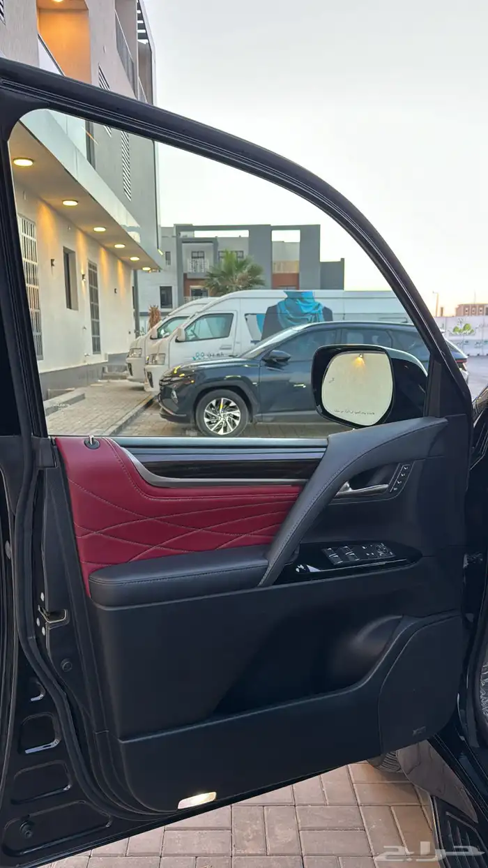 لكزس 2021 LX570 بلاك ادشن اصل شد بلد سعودي فل كامل 21