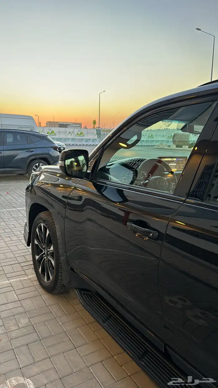 لكزس 2021 LX570 بلاك ادشن اصل شد بلد سعودي فل كامل 17